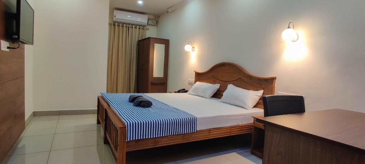 Arackal Inn กัตตะยัม ภายนอก รูปภาพ